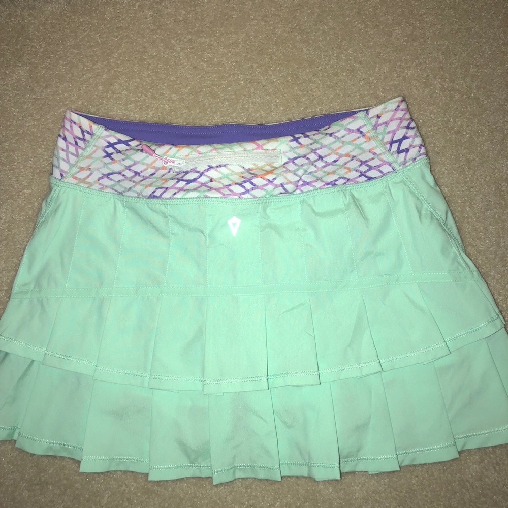Ivivva skirt!! Worn once!!
